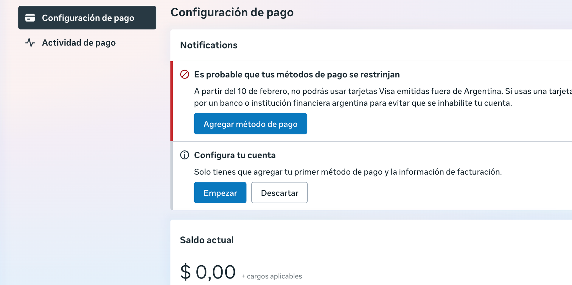 Configuración de pago con aviso de restricción de tarjetas extranjeras y botón «Agregar método de pago».