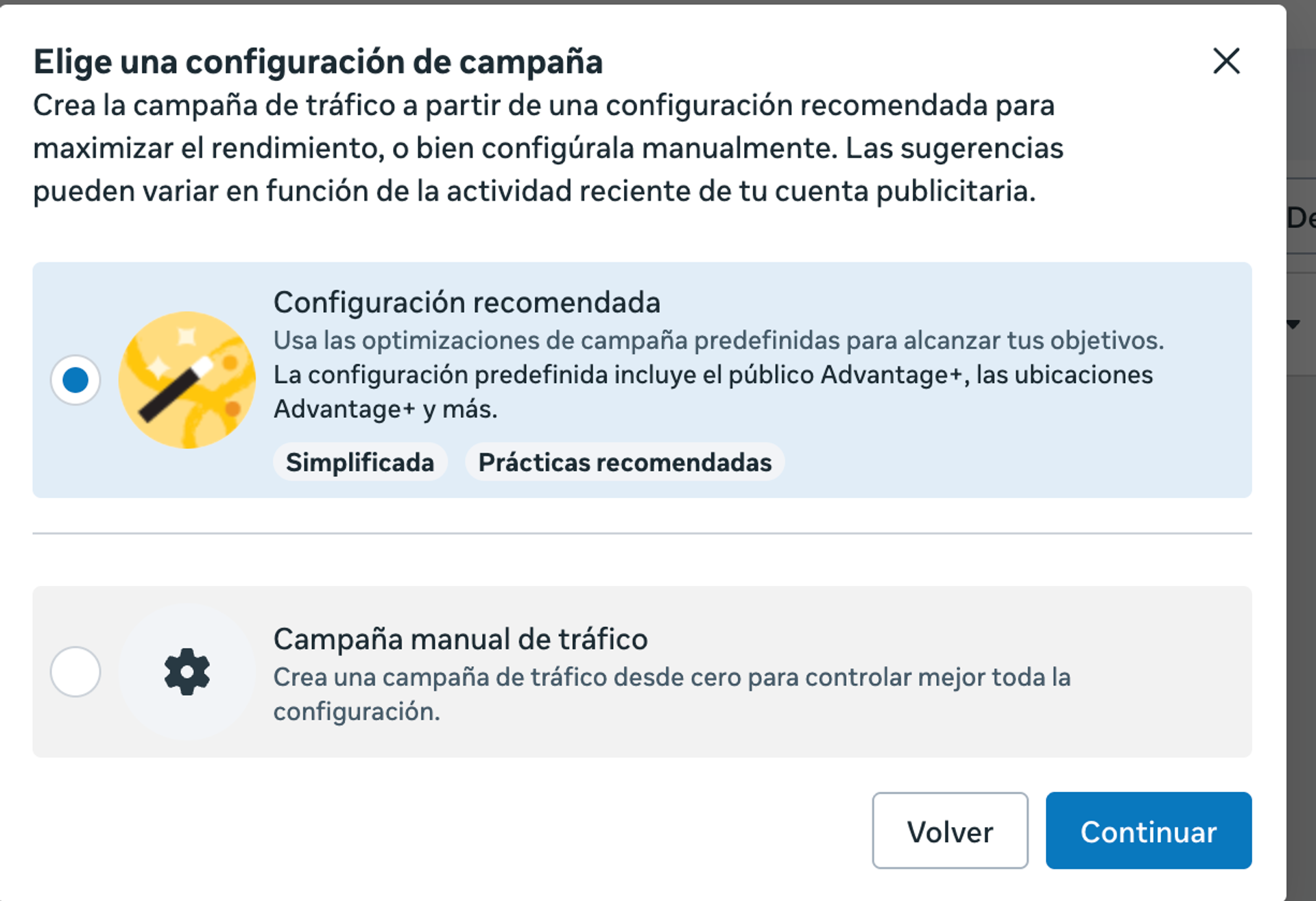Selección entre configuración recomendada y campaña manual de tráfico en Facebook Ads.