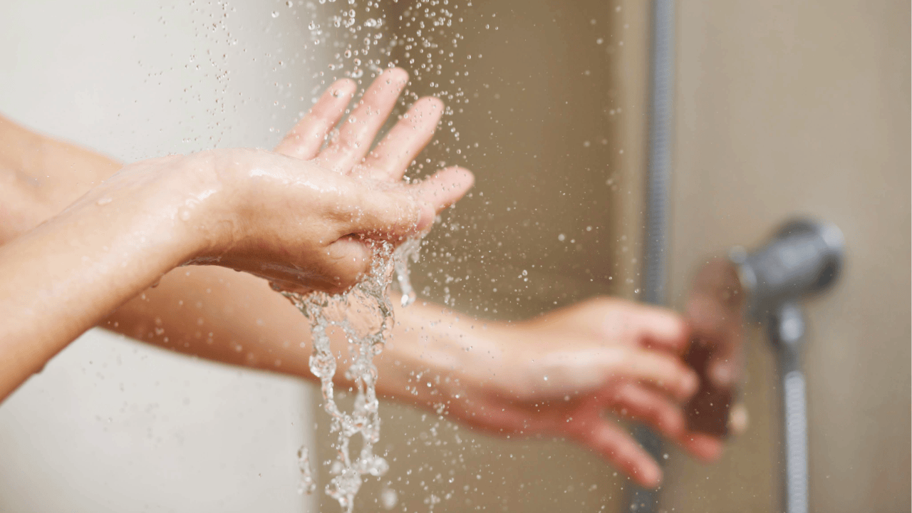 Cold Shower Before Bed: Will It Benefit My Sleep?