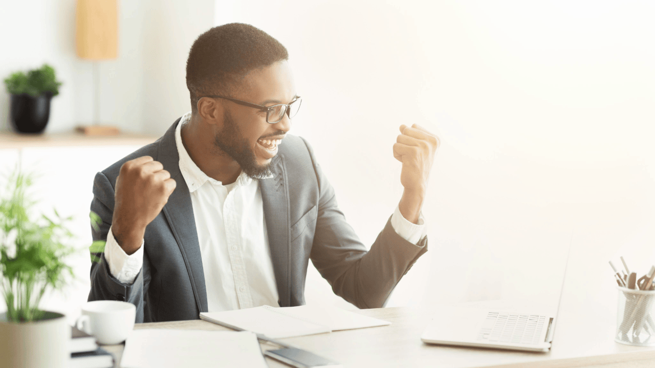 12 Personal Achievements Examples to Elevate Your Resume