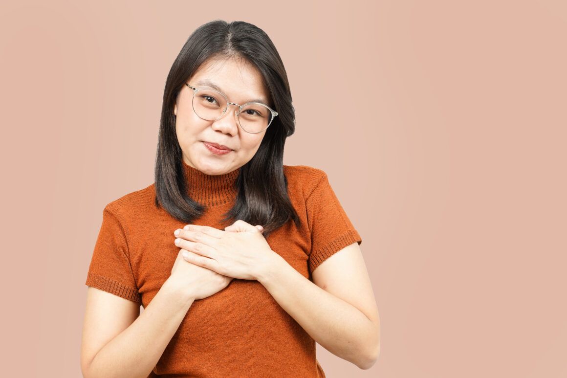 The mastery of love: Asian Woman shows how to learn to love yourself
