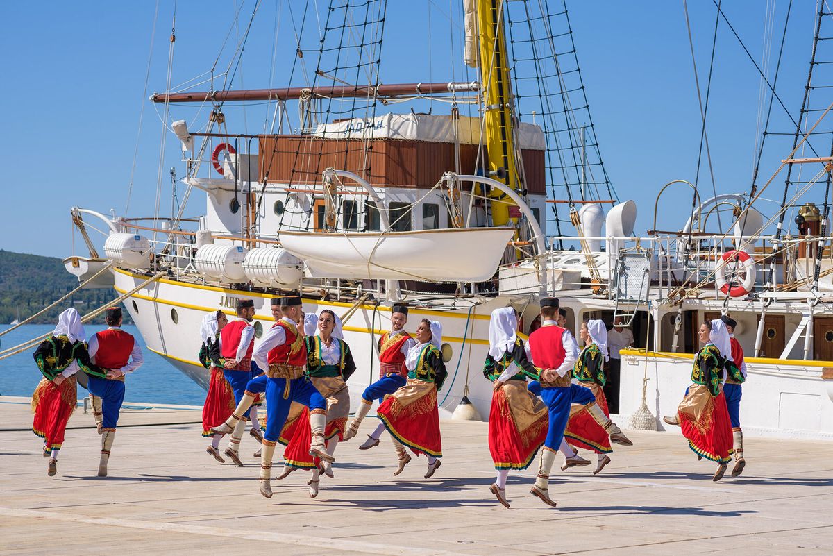 Traditional Montenegrin costumes and folk dance