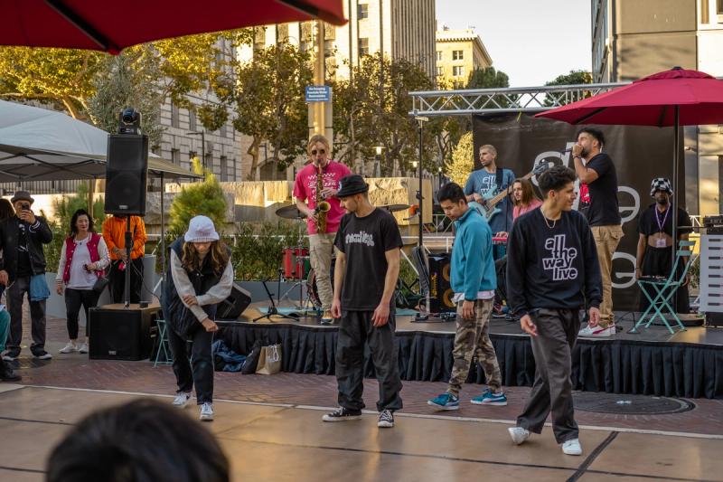 breakdancing throwdown