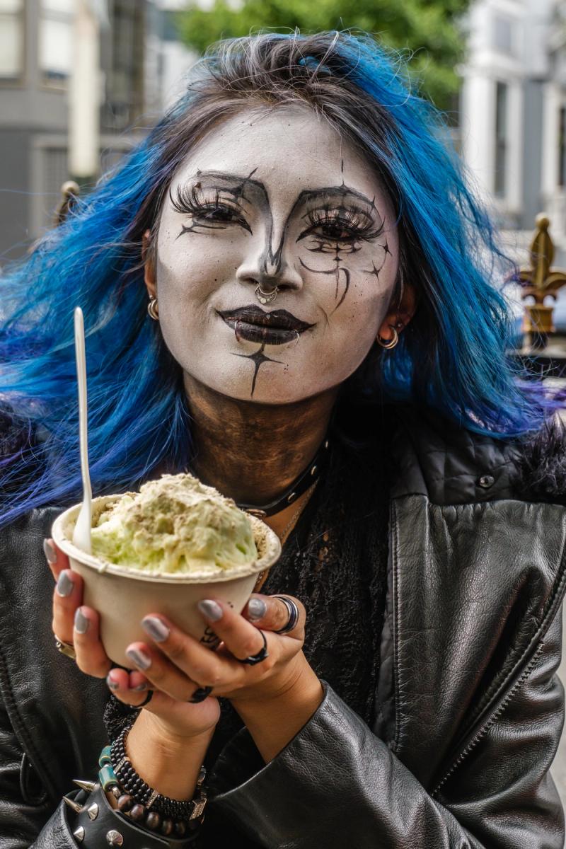 Janelle Mae, friendly goth girl. Hope to photograph her again!