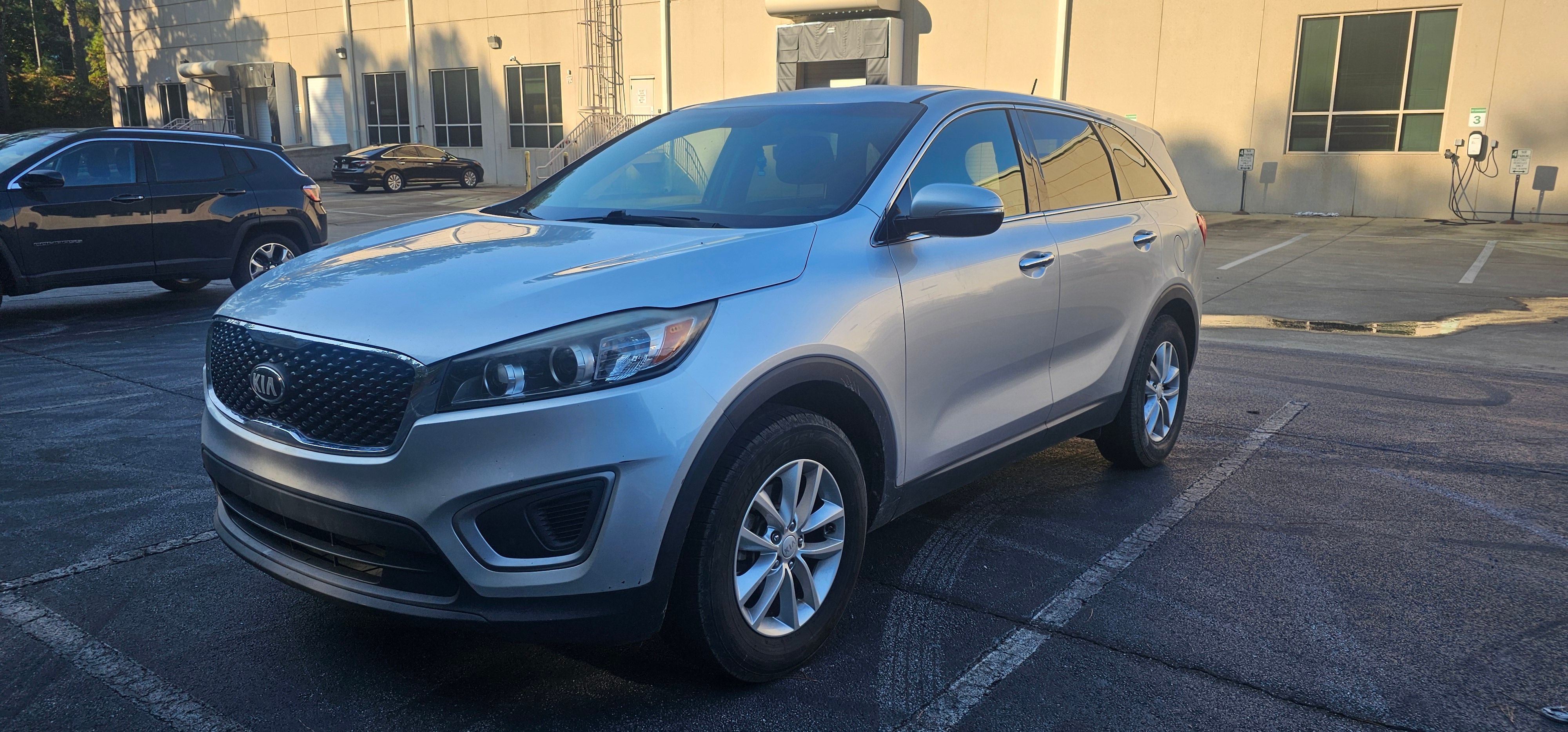 2016 Kia Sorento  economy car rental in Lawrenceville GA
