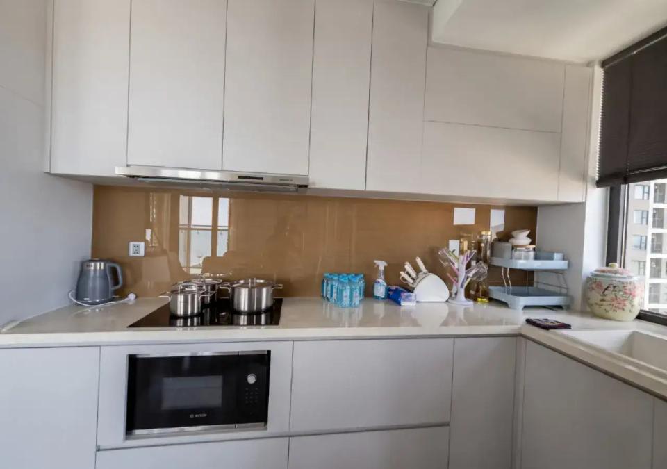 Sea view 2 bedrooms VIP apartment - Photo 5 - 198 Võ Nguyên Giáp, My Khe Beach, Da Nang | Aether Apartments