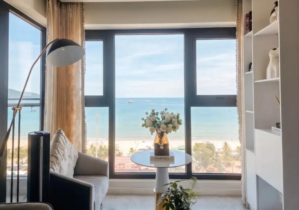 Sea view 2 bedrooms VIP apartment - Photo 3 - 198 Võ Nguyên Giáp, My Khe Beach, Da Nang | Aether Apartments