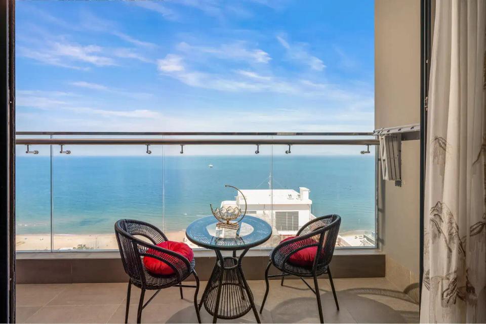 Sea view Studio apartment - Photo 6 - 198 Võ Nguyên Giáp, My Khe Beach, Da Nang | Aether Apartments