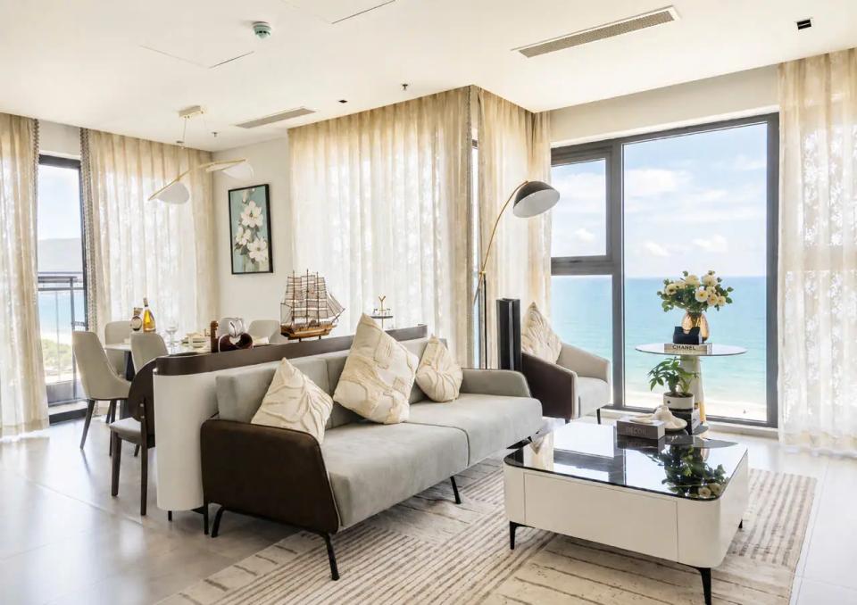 Sea view 2 bedrooms VIP apartment - Photo 1 - 198 Võ Nguyên Giáp, My Khe Beach, Da Nang | Aether Apartments