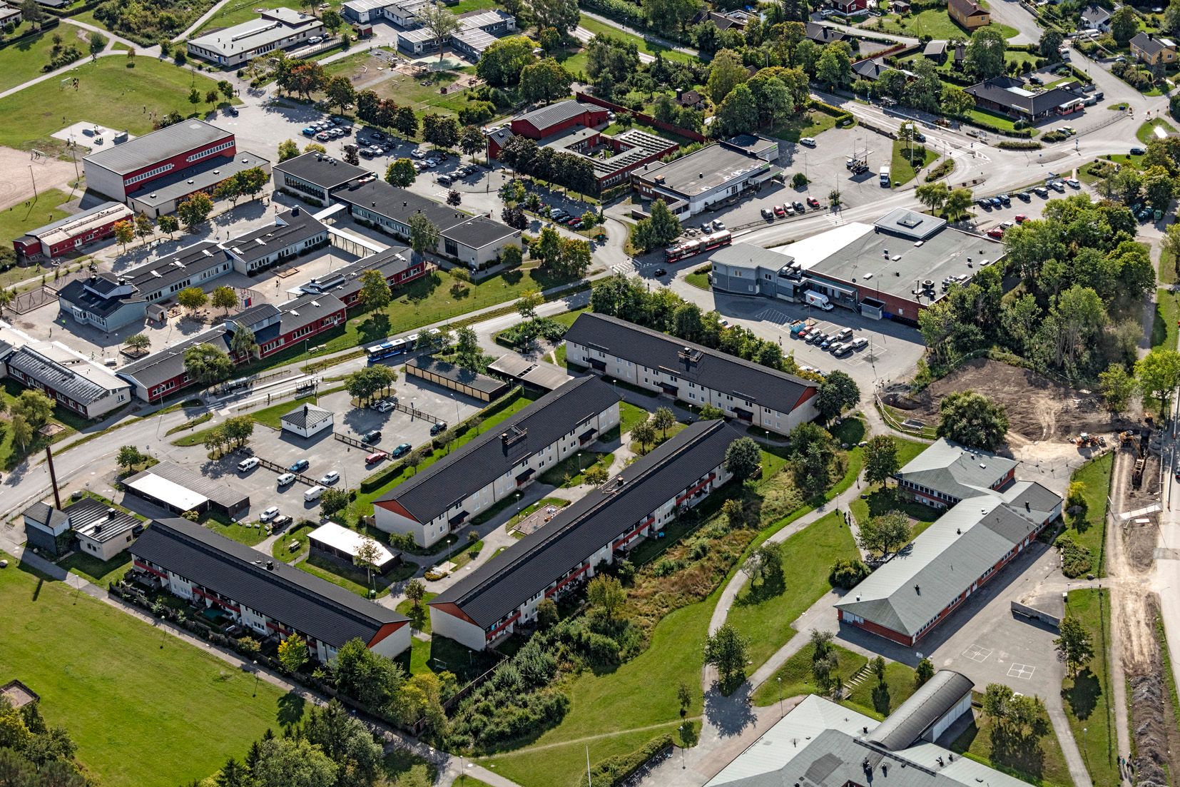 Flygbild över bostadsområdet Fårhagsplan.