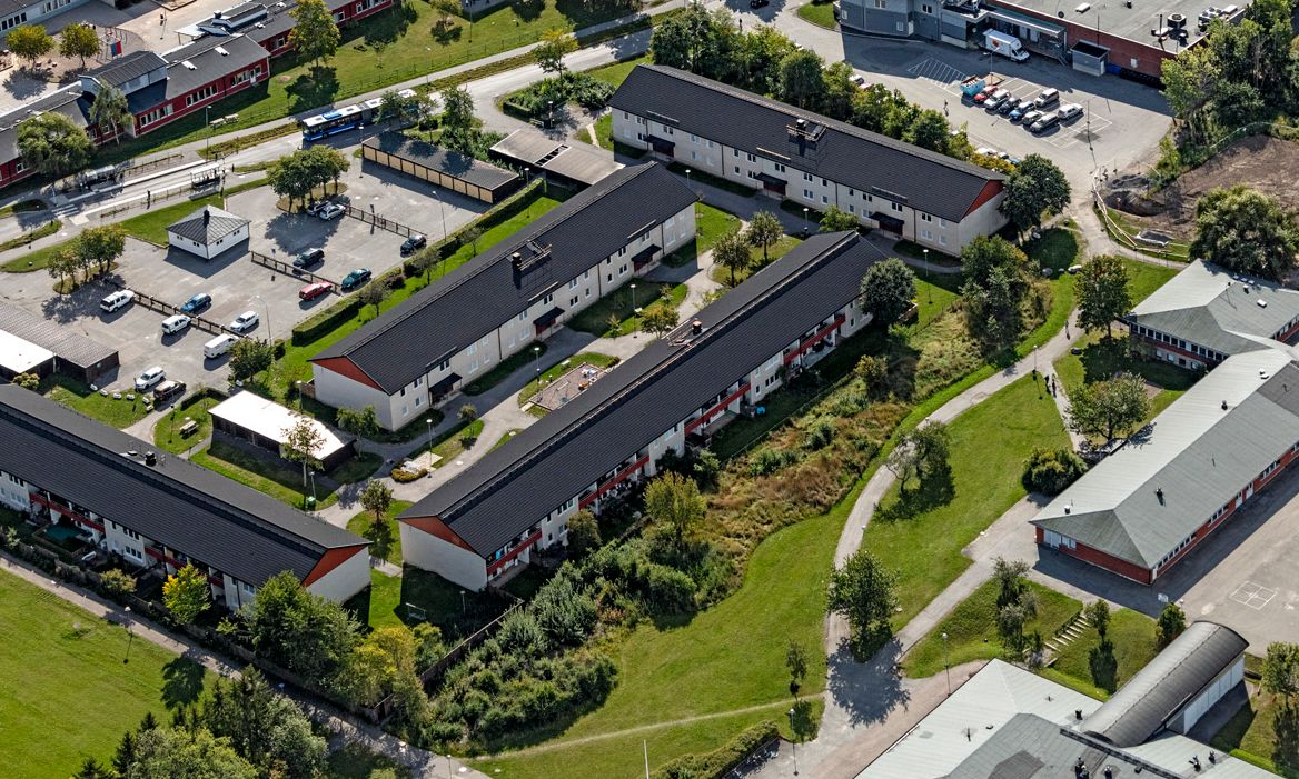 Flygbild över bostadsområdet Fårhagsplan.