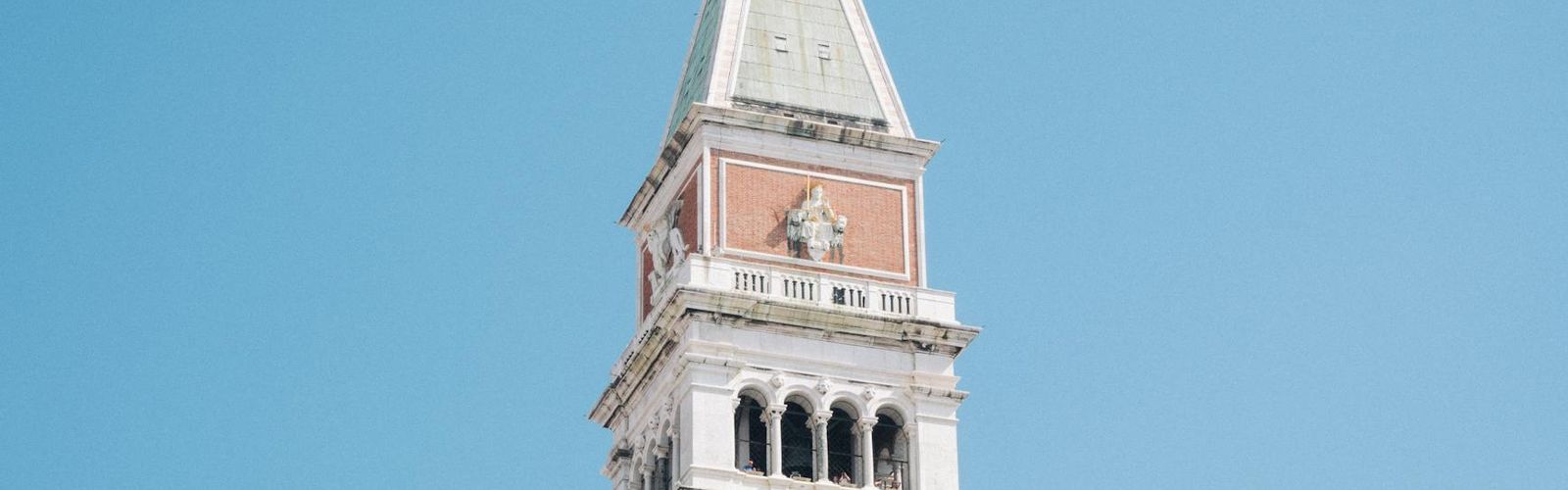 Travelling to Italy with MS: Medications, Healthcare and Emergency Protocols