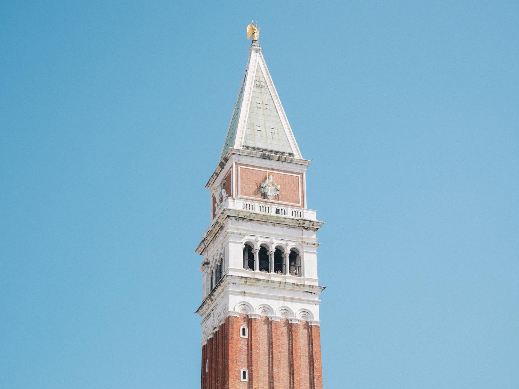 Travelling to Italy with Multiple Sclerosis: Medications, Insurance and Emergency Care