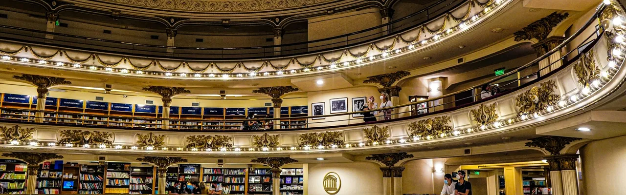 El Ateneo Grand Splendid bookshop ornate interior, Buenos Aires, Argentina