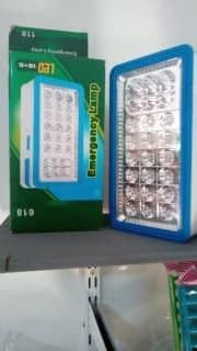 Luz de emergencia LED