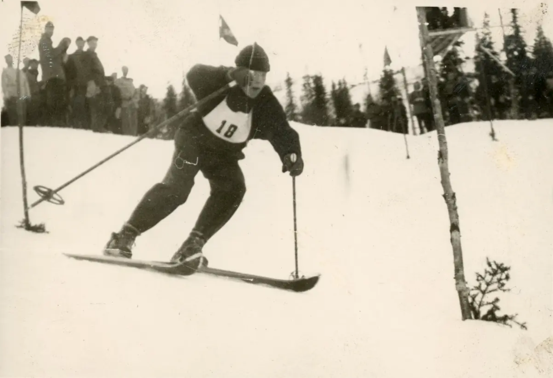 Image from one of the first slalom competitions in Narvikfjellet in the 1950s