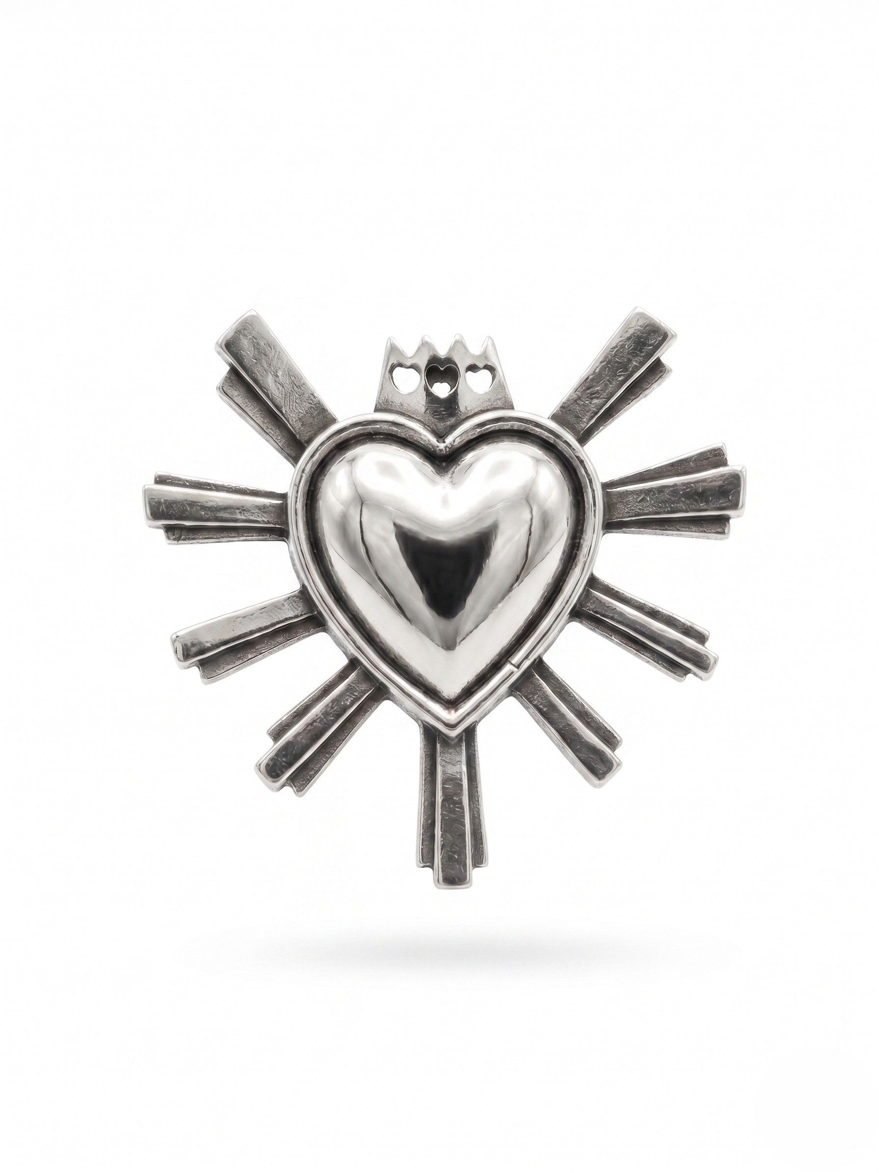 Anillo Ajustable de Plata Lisa Estilo “Corazón Radiante”