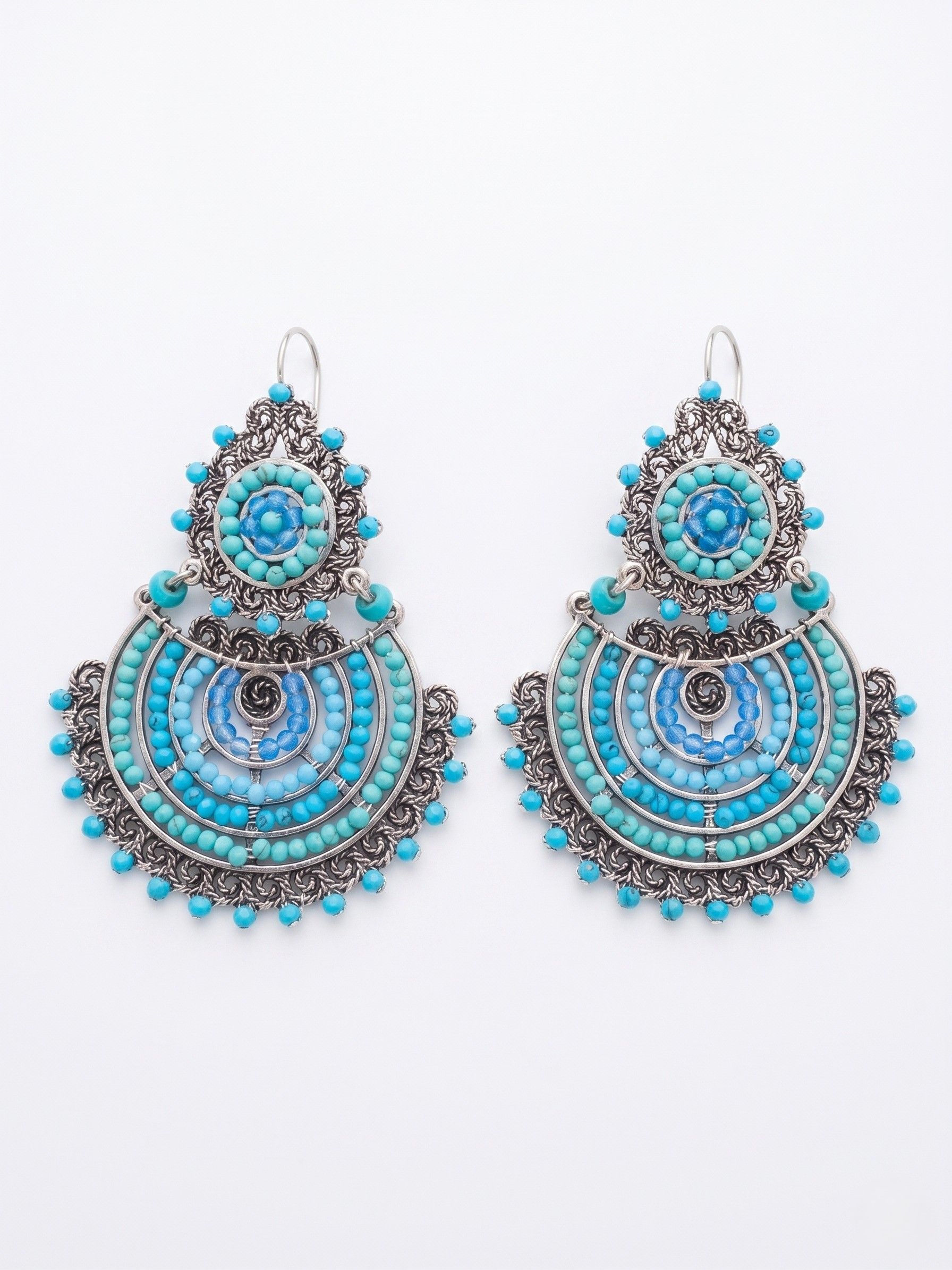 Aretes de Filigrana Mándala en Plata con Cuentas de Turquesa