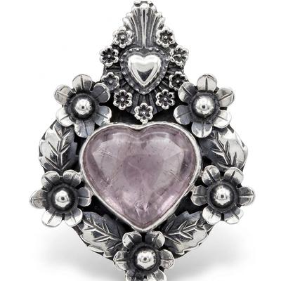 Anillo Ajustable de Amatista Natural y Plata Repujada con Motivo de Corazón y Flores