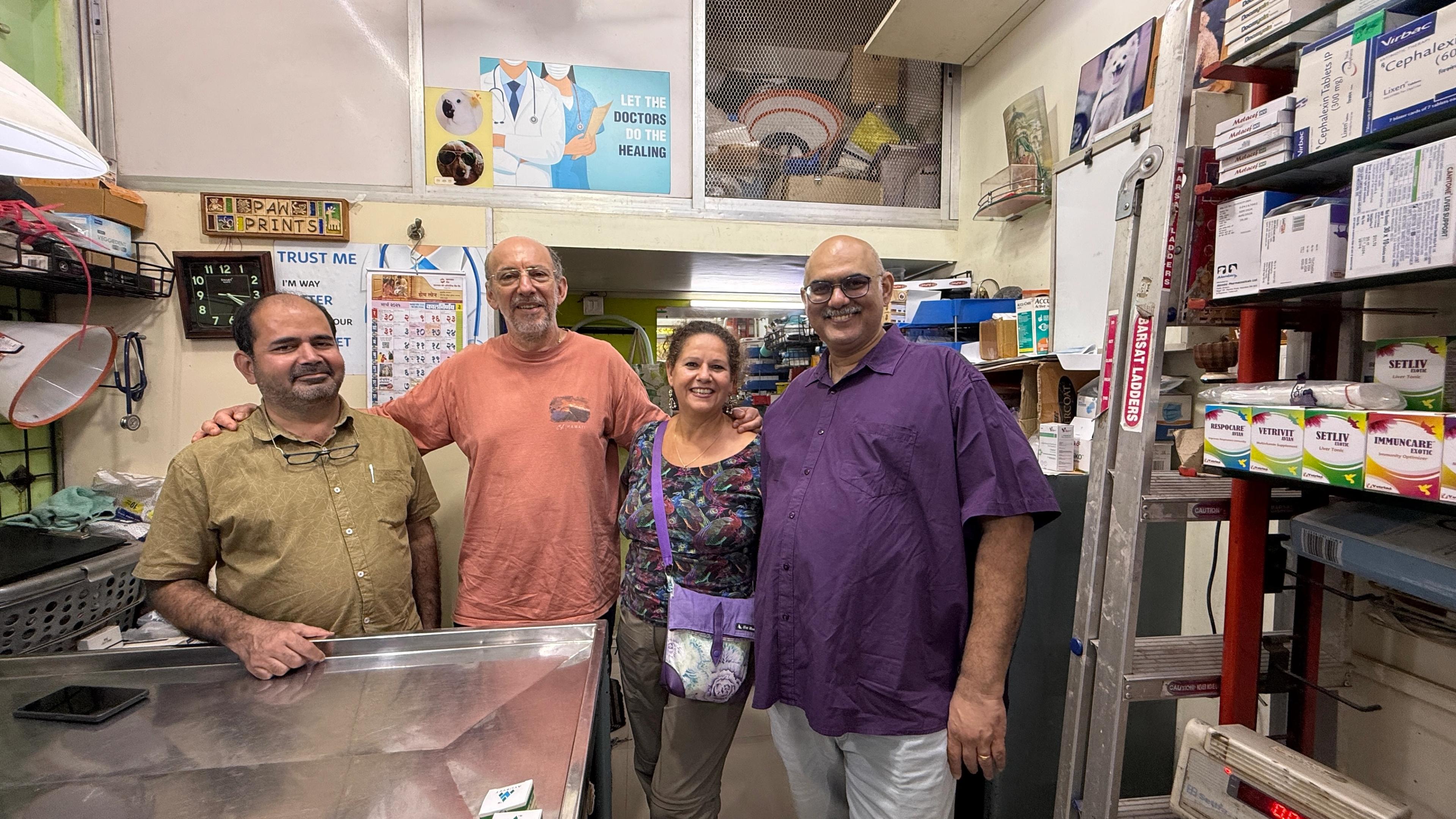 Besuch einer Kleintierpraxis in Mumbai