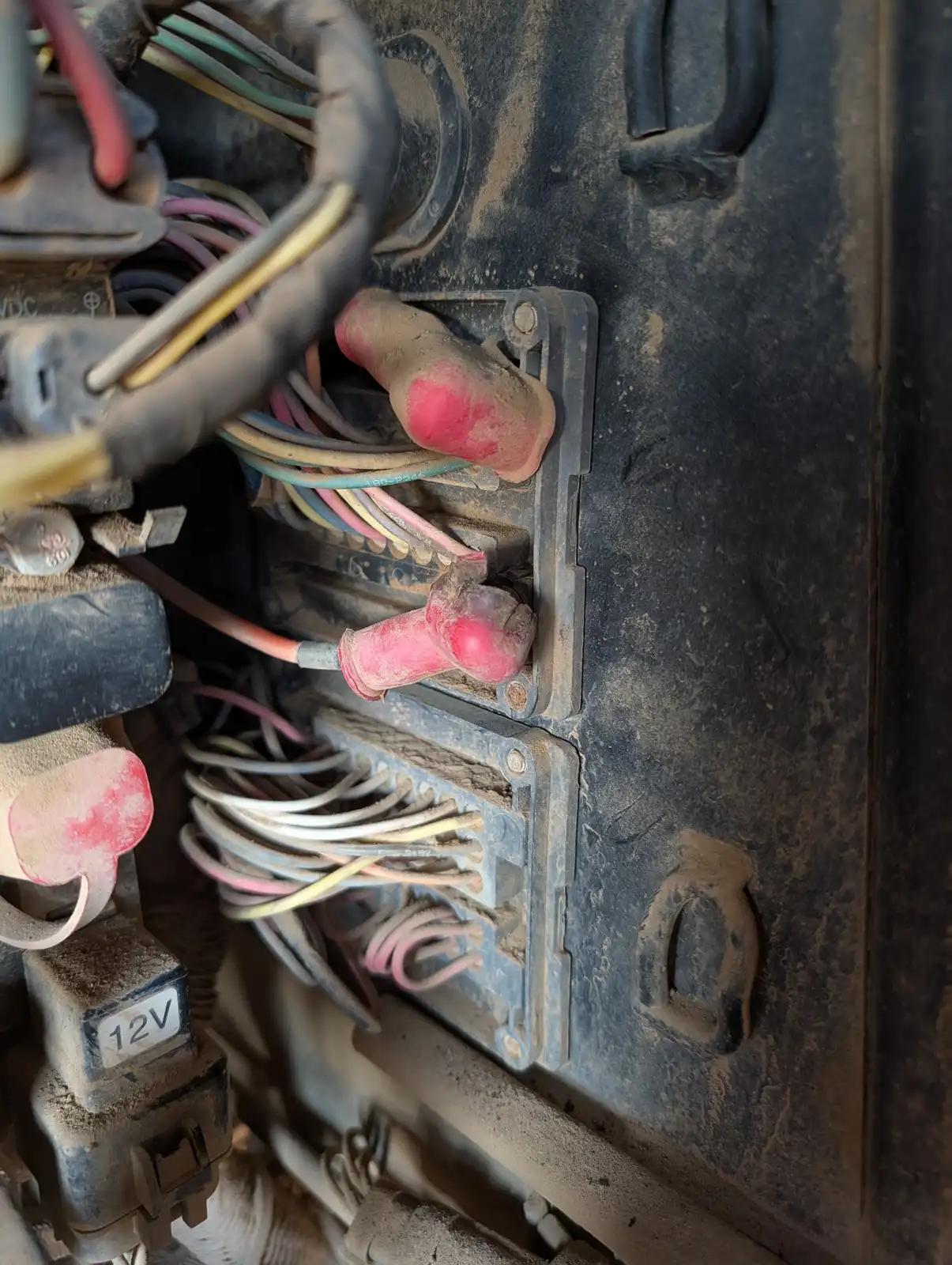 Electrical terminal connections during truck and heavy equipment service