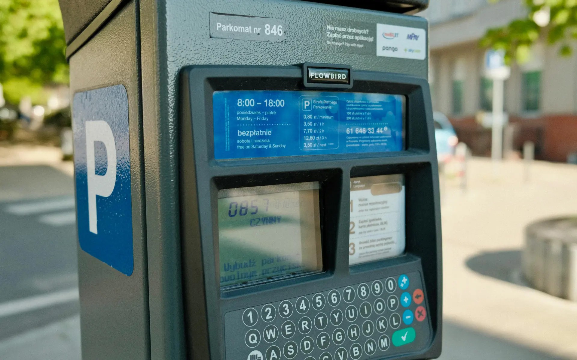 Abandoned Nissan Owes $80,000 in Parking Fees – report