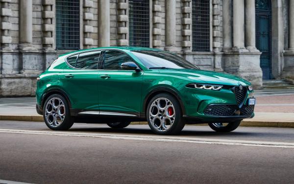 Alfa Romeo Tonale Ti Plug-In Hybrid Joins Discounted Line-Up
