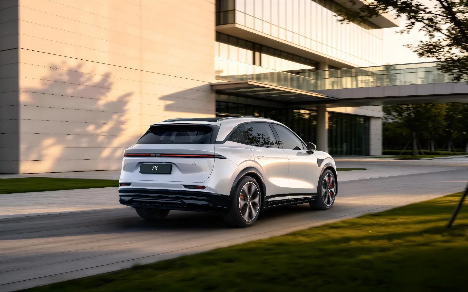 Zeekr 7X electric SUV press image