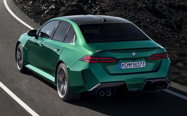 2025 BMW M5: Key Updates and Hybrid Powertrain