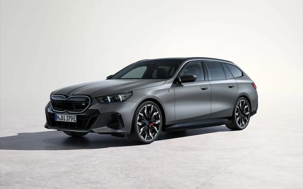 BMW 5 Series Wagon Returns to Australia as Electric i5 M60 Touring
