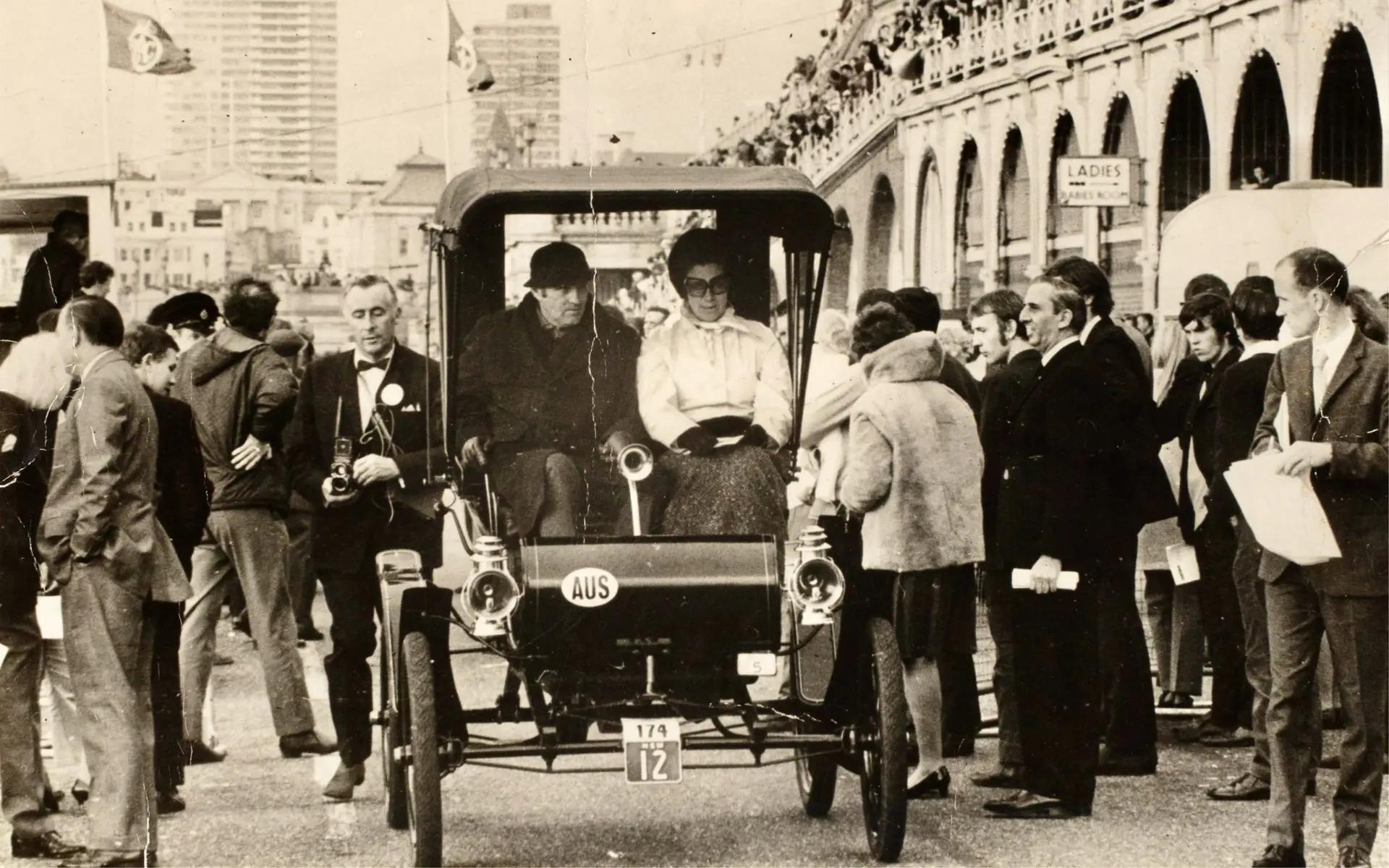 NSW Number Plate Sets New Auction Record