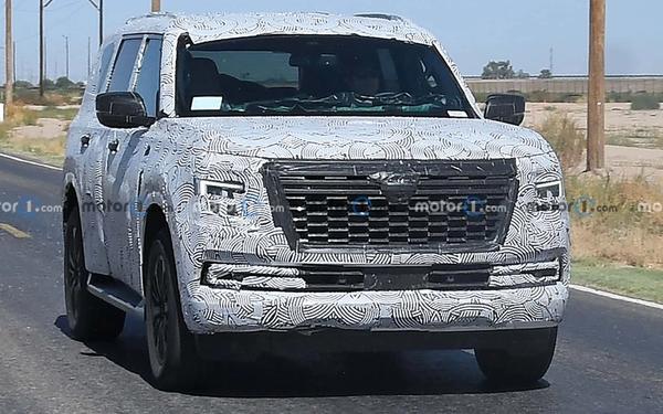 2025 Nissan Patrol Y63 Spotted on US Roads Ahead of Official Debut