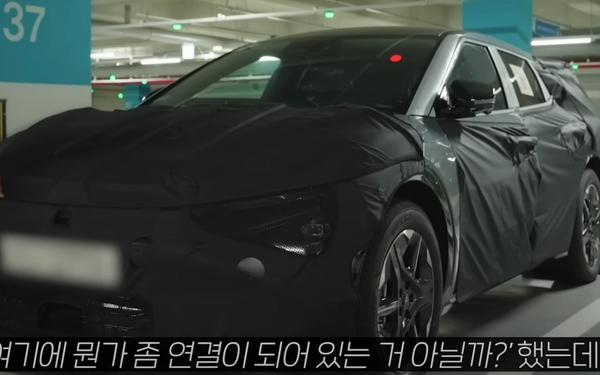 Sneak Peek: Kia EV6 Electric Car Sports a Sharper, More Aggressive Look in Recent Spy Shots