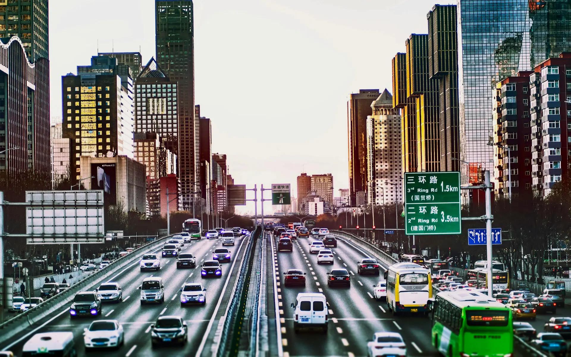 Legacy Carmakers At Risk in China, Company Warns