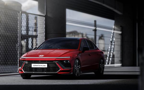 Hyundai Unveils 8th-Gen Sonata, Emphasizing Sportier Design and Advanced Technology
