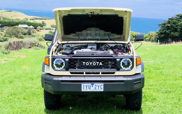 Toyota Kills the V8 for the LandCruiser 70 Series, Adds Manual for 4-Cylinder