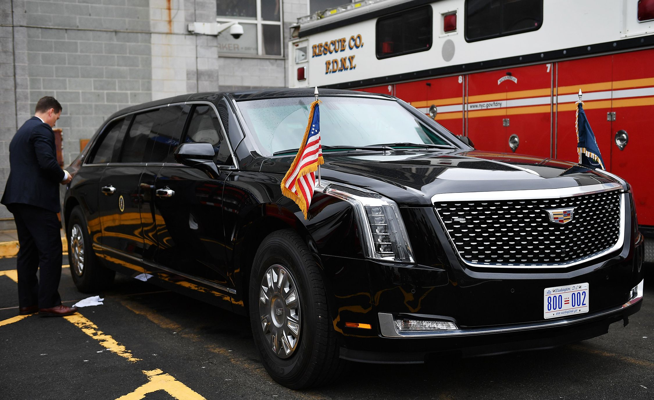 Top 5 Presidential Cars: A Look Into the Expensive, Top-Secret and Armoured Limo World