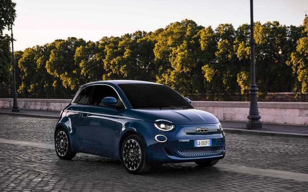 Fiat Unveils First-Ever Full-Electric Model for Australia - The 500e - Designed and Made in Italy!