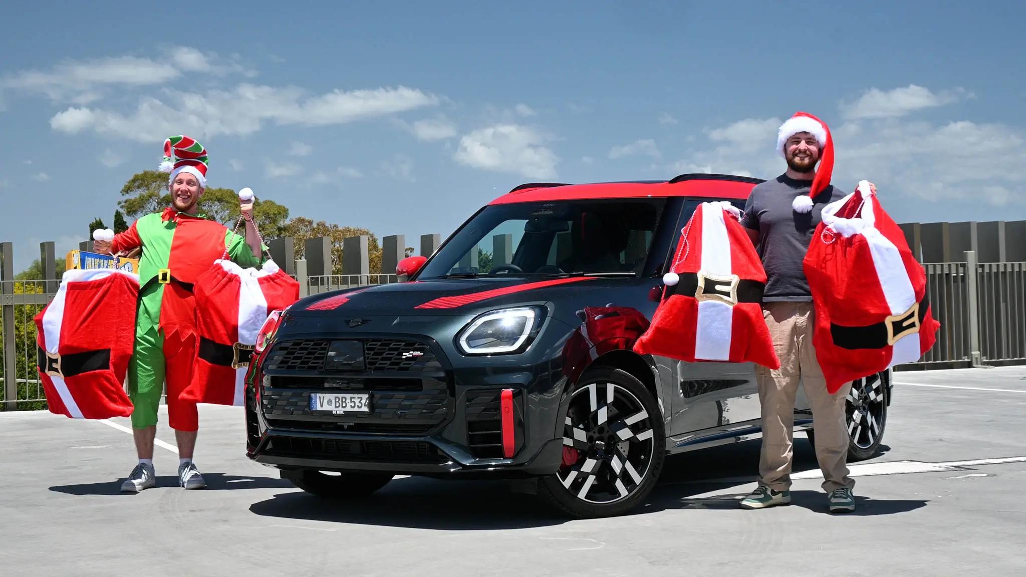MINI and CarSauce Join Forces to Deliver Christmas Joy to Kids in Need