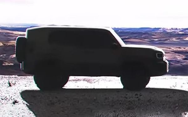 Toyota Set to Revive the FJ Cruiser with New Short-Wheelbase LandCruiser