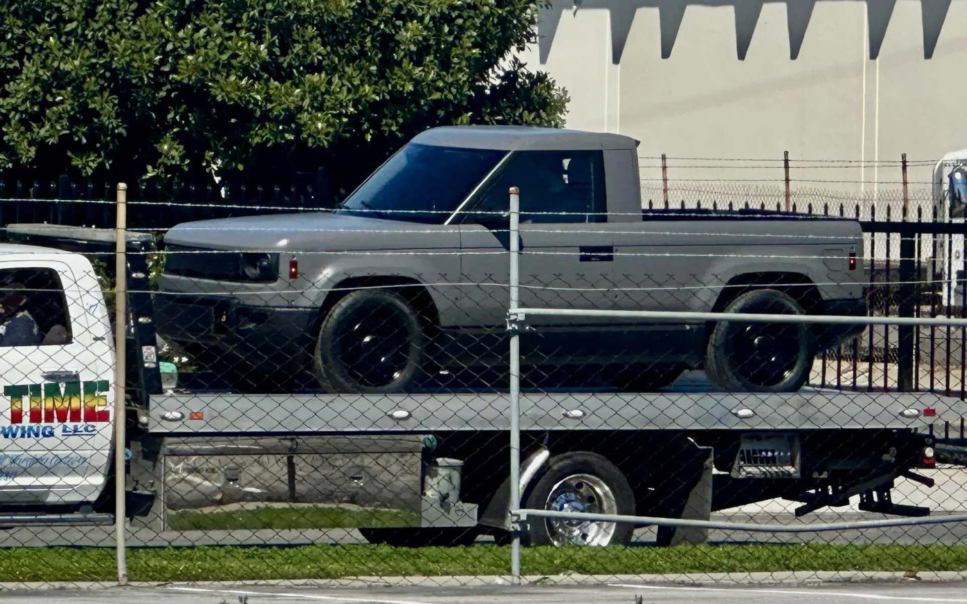 Amazon’s Jeff Bezos Backs Ute Start-Up