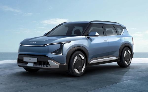Kia Shakes Up Chinese EV Market with Surprisingly Affordable $29,000 EV5 SUV