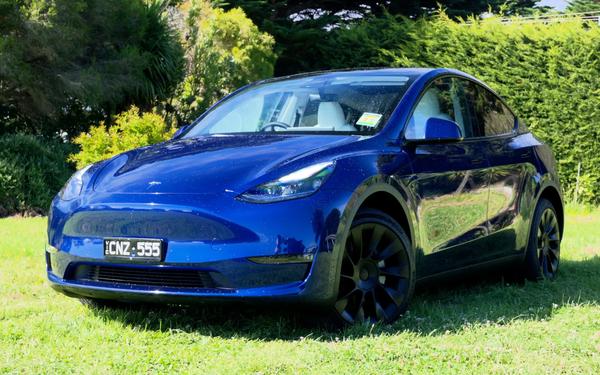 Tesla Reduces Model Y Prices Again in Australia, Announces Future Updates