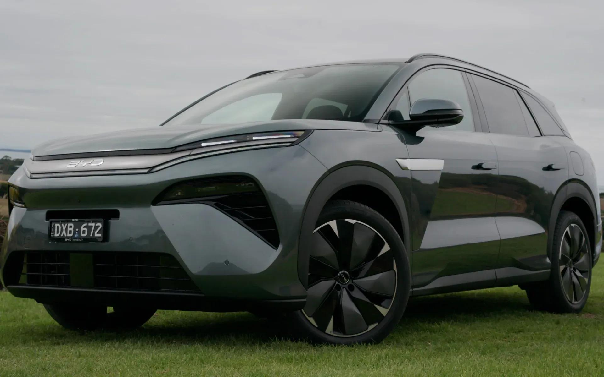 2026 BYD Sealion 8
