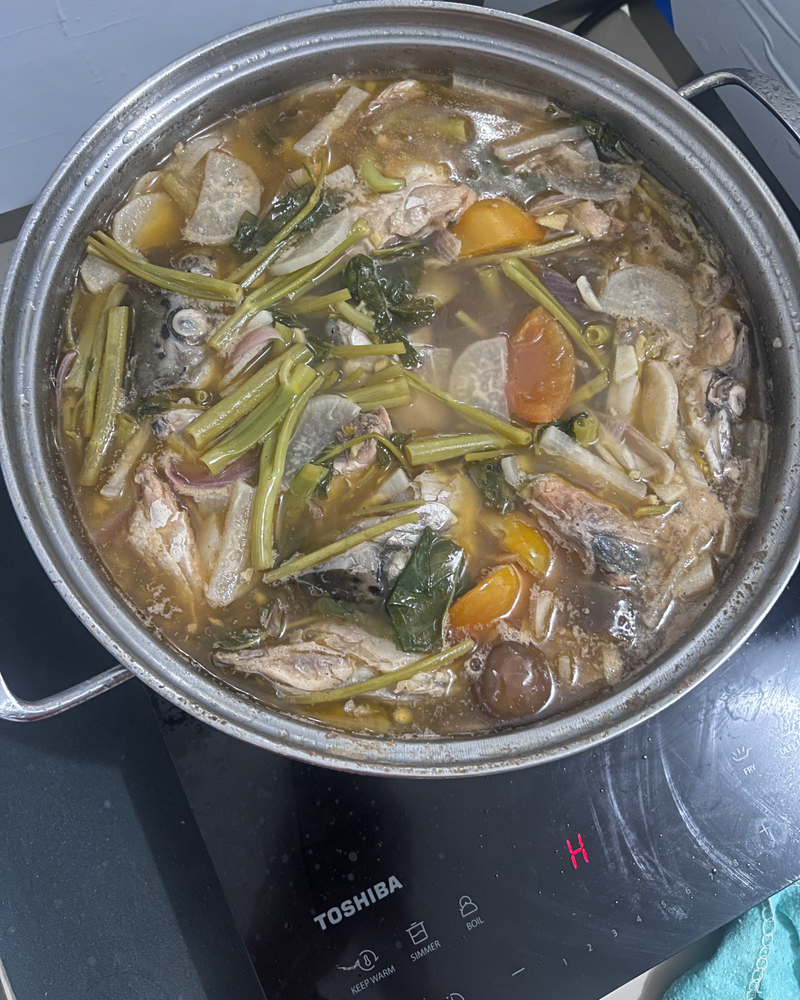 Sinigang na Ulo ng Salmon
