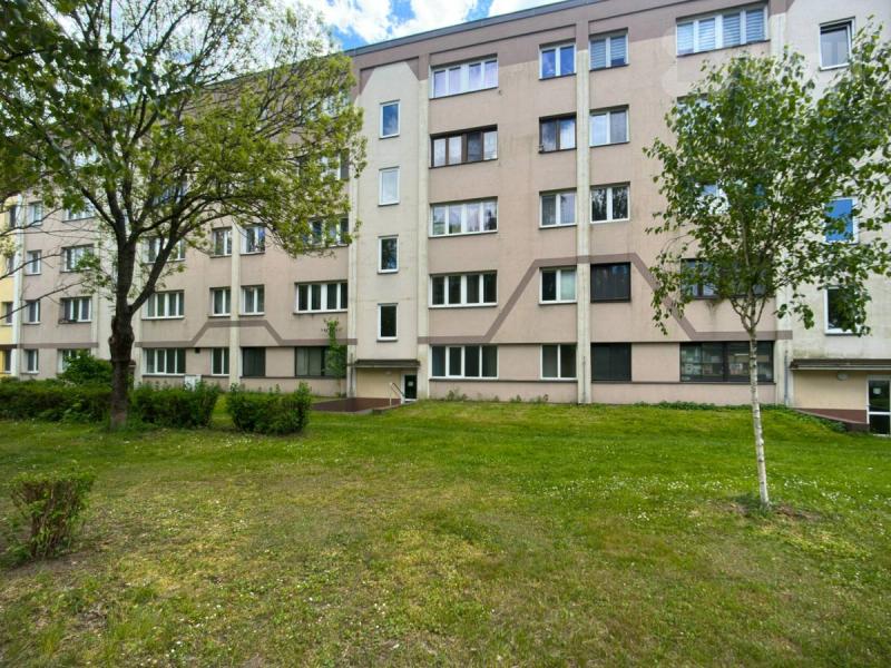 Prodej bytu 3+1 s balkonem - Hradec Králové