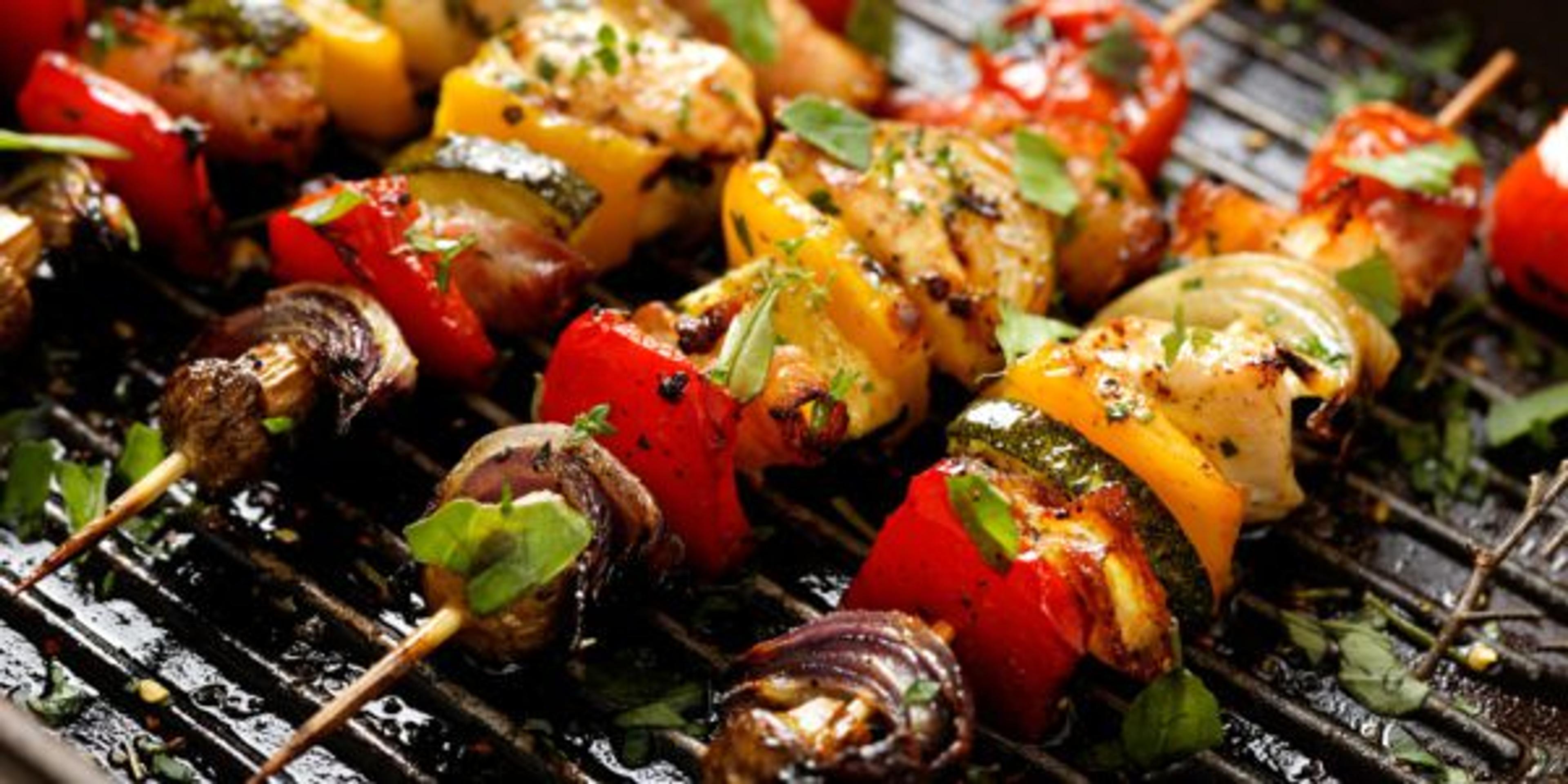 https://www.gettyimages.com/detail/photo/vegetable-and-meat-skewers-in-a-herb-marinade-royalty-free-image/538168264?adppopup=true