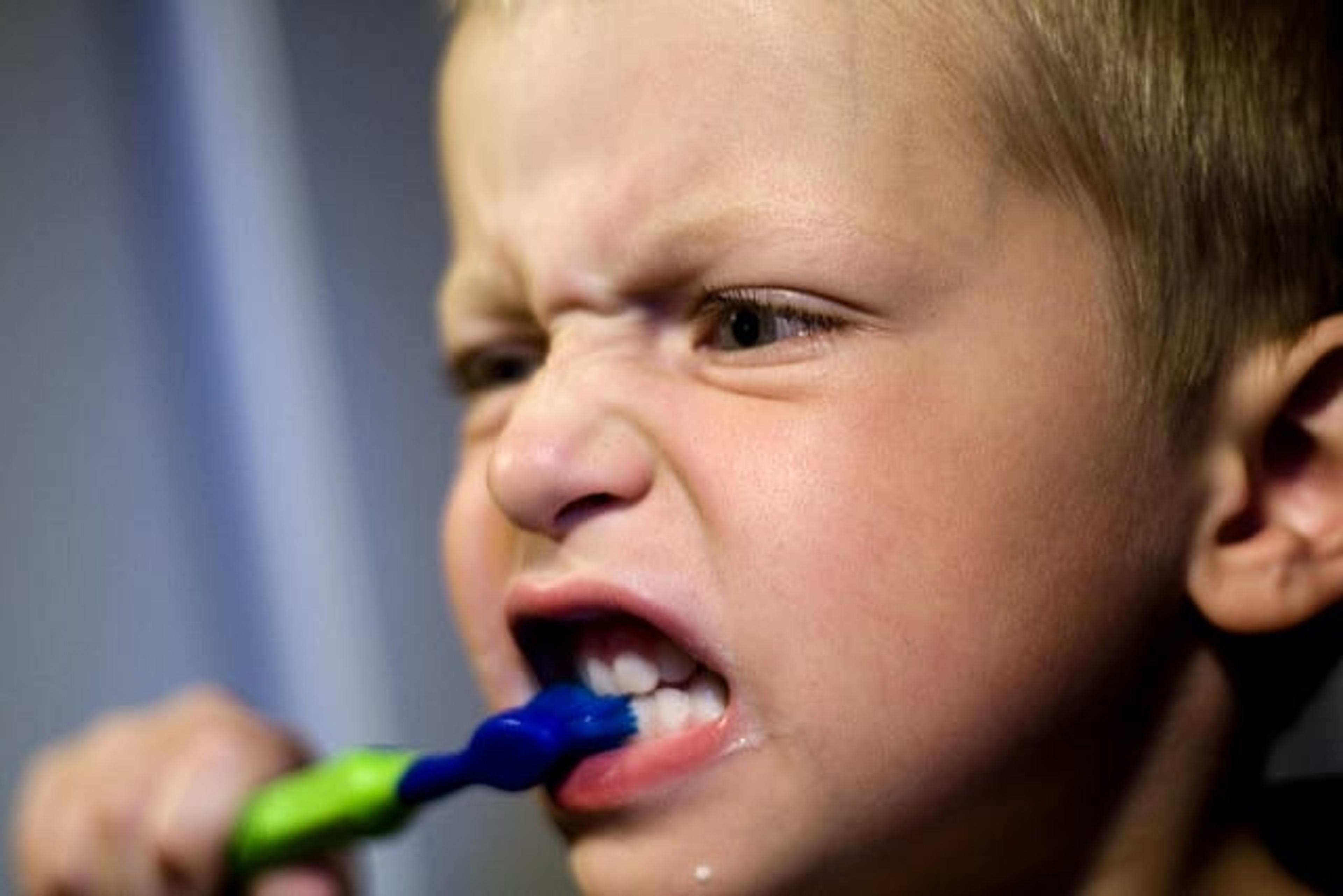 Brushing teeth