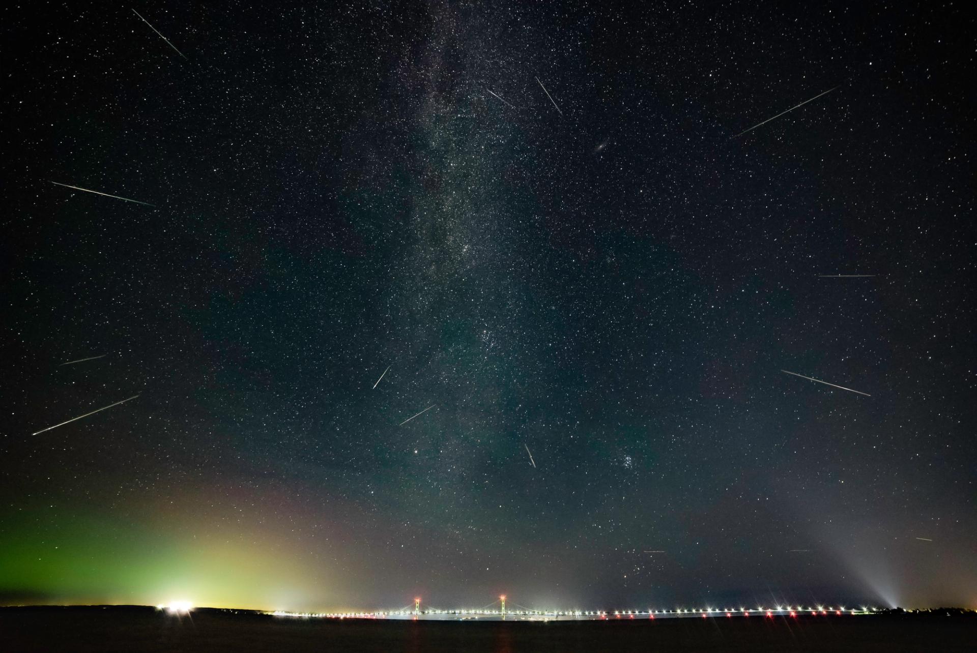 The Perseid Meteor Shower: A Stunning Display Of Celestial Beauty - f2atzre