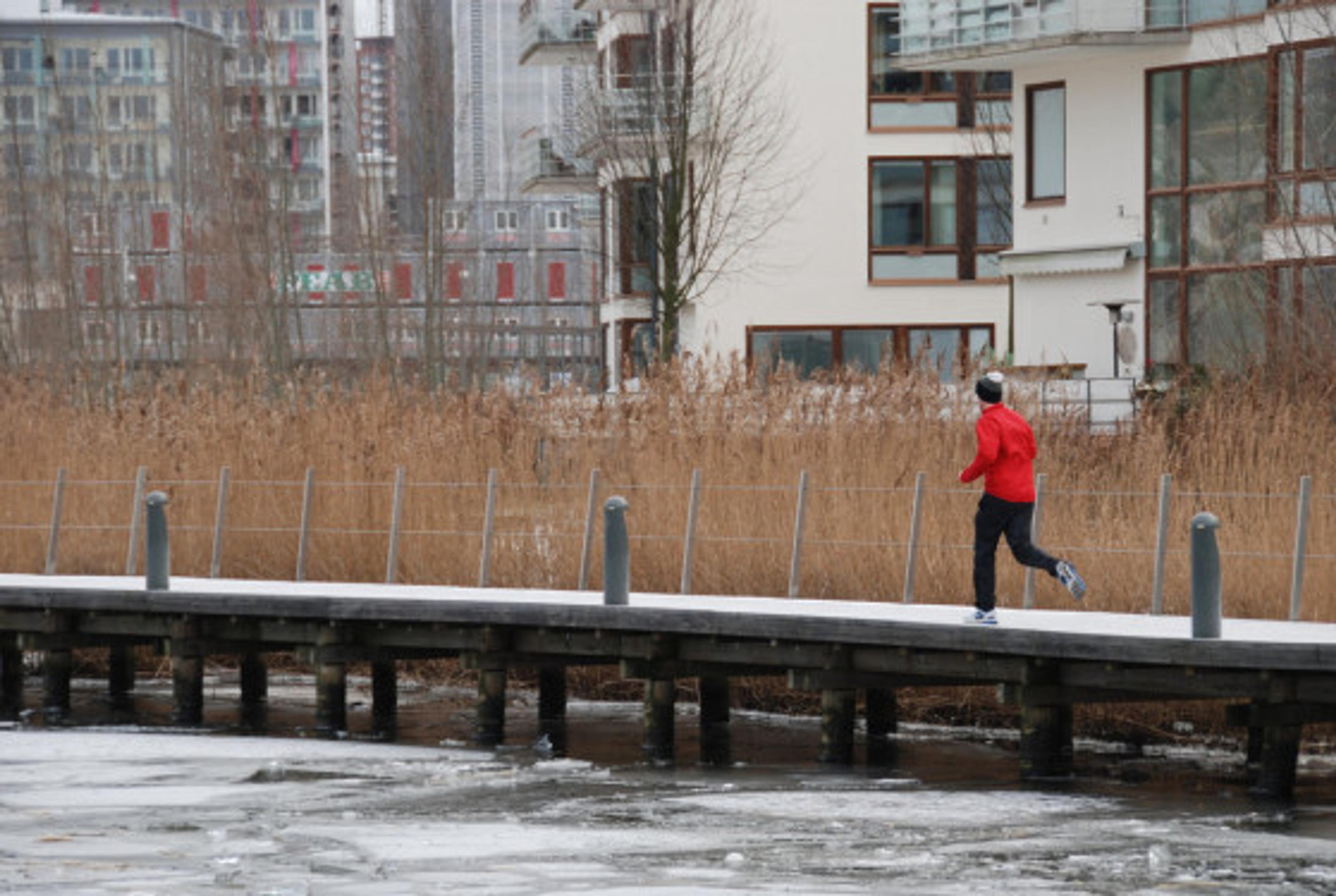 Cold weather running gear